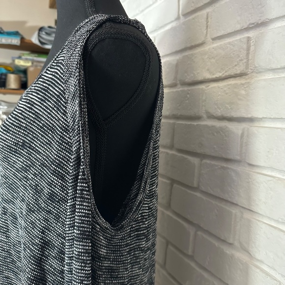 Warehouse One Cold-Shoulder Long Sleeve Knit Top with Gather Detail XL EUC - Picture 2 of 13